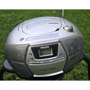 Philips AM/FM Radio/MP3-CD Playback Boombox AZ1303/37 Tested & Works